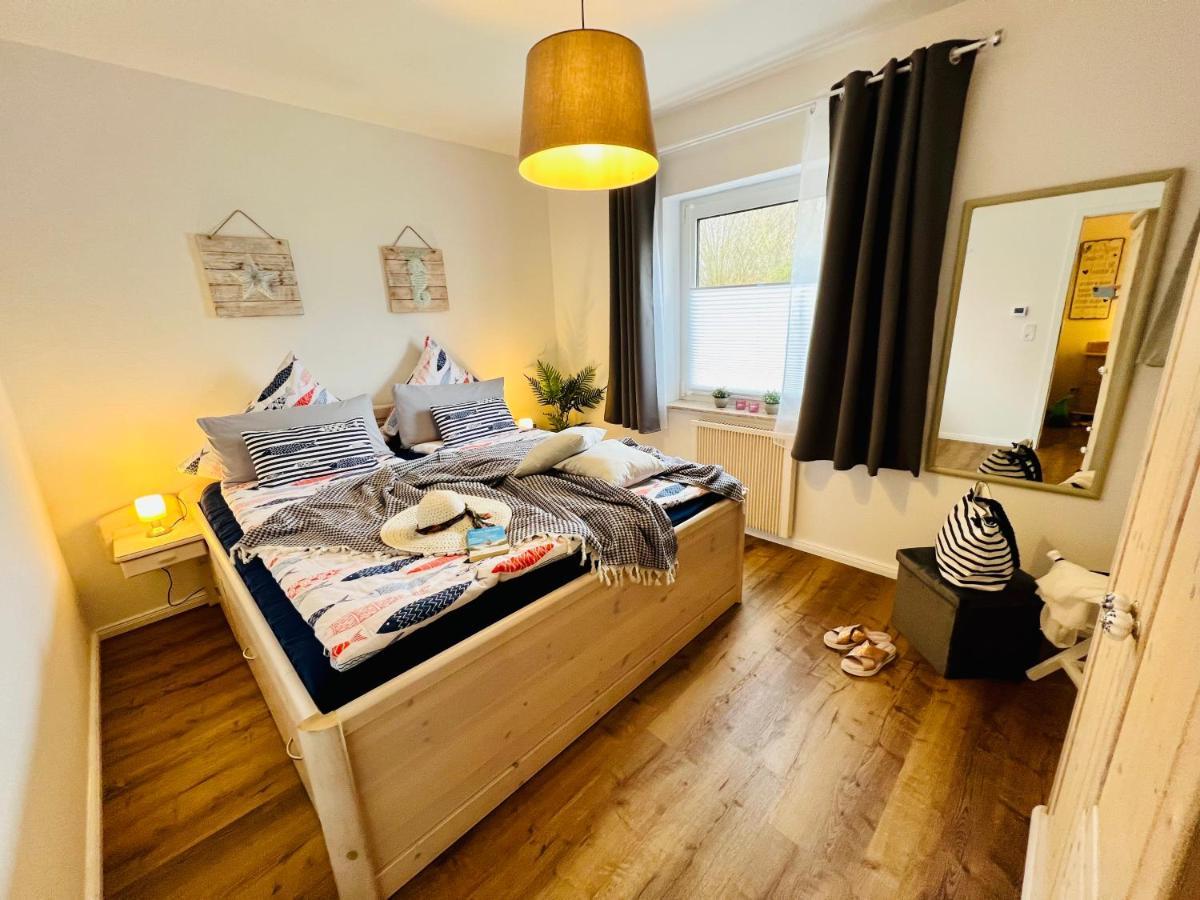 Seelund - Meeresrauschen Lauschen - Ruhiges Sonniges Apartment Mit Garten Und Terrasse Nahe Strand Und Ostsee Schönhagen Exterior foto